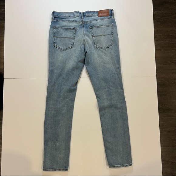 Lucky Brand Men’s Distressed Denim 710 Slim Fit Jeans Size 32/32 - Picture 8 of 10